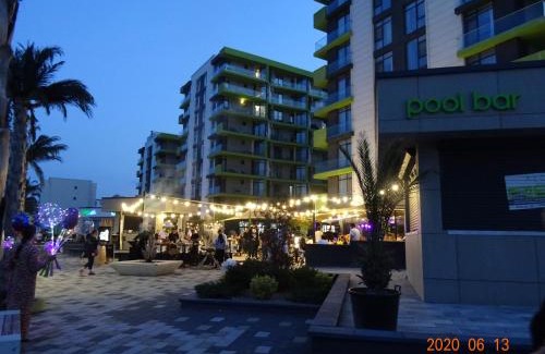 Mamaia-Sat Apartment | Beachfront Yasuo Apartment: Rated 9.9 with Ocean Views