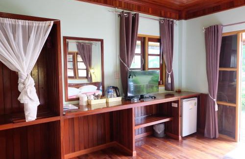 Palian Resort | Tranquil Yataa Spa and Resort with Oceanfront Views