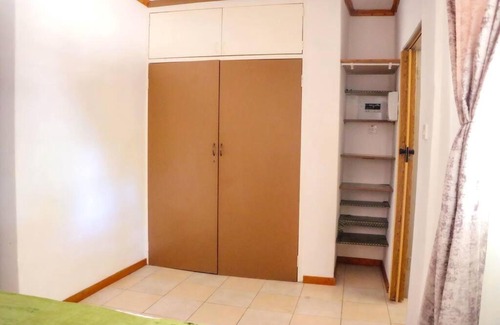 Kasane Apartment | Experience Yaxida's Warmth in a Family-Friendly Retreat