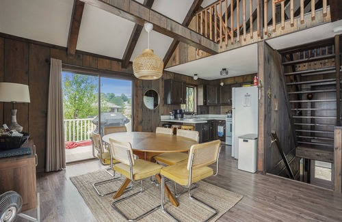 White River Township Cottage | Beachfront Cottage with Pool & Ocean Views at Lake Michigan