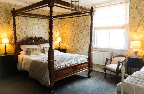 Alfriston Hotel | Pet Friendly Retreat at Ye Olde Smugglers Inne