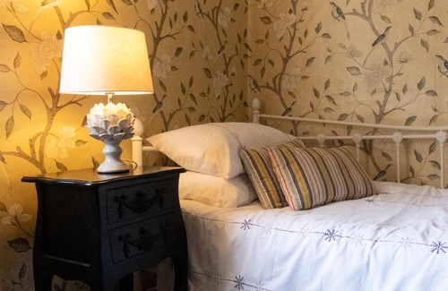 Alfriston Hotel | Pet Friendly Retreat at Ye Olde Smugglers Inne