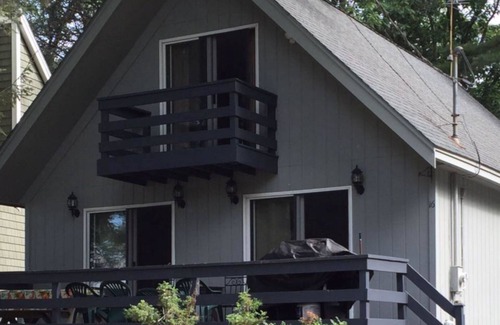 York Beach House | Cozy Beach House: Steps to Ocean with Family-Friendly Amenities