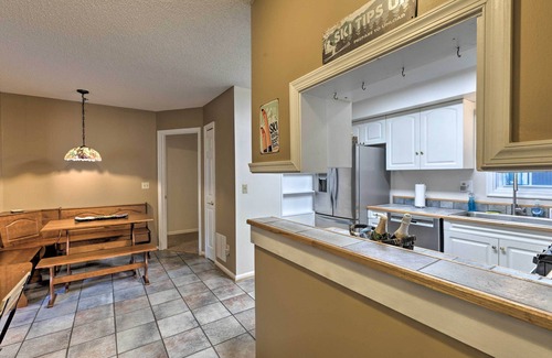 McGaheysville House | Perfect Year-Round Retreat Near Skiing and Waterpark!