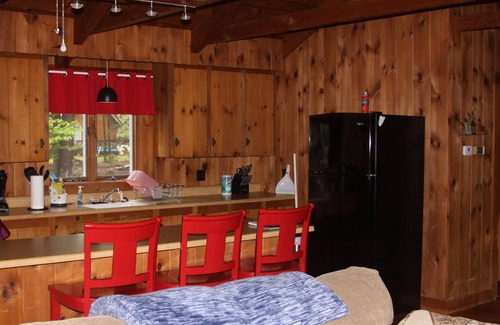Middleton House | Year-Round Retreat with Lake Access and Incredible Reviews