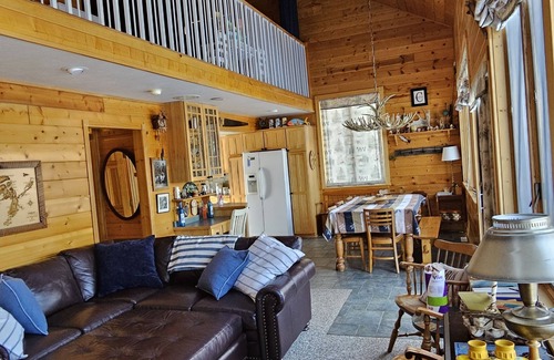 Crosslake Cabin | Experience a Year-Round Lake Cabin with Hot Tub & Views