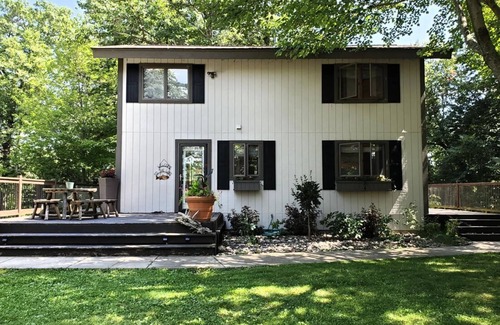 Crosslake Cabin | Experience a Year-Round Lake Cabin with Hot Tub & Views