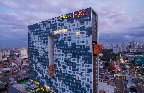 Gambir Hotel | Discover YELLO Hotel Harmoni: Spa & Restaurant Retreat