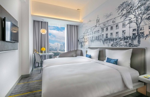 Gambir Hotel | Ideal Stay at YELLO Hotel Harmoni: Rated 9/10 & Family-Friendly