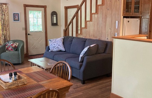 Robbinsville Cabin | Discover Yellow Branch Farm House Near Fontana Lake