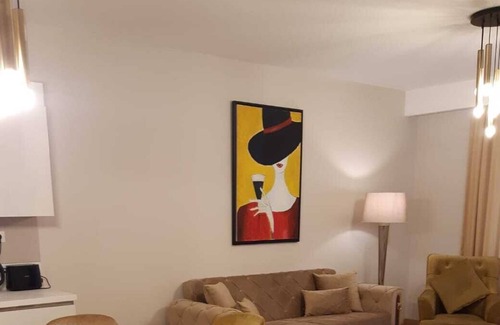 Bagcilar House | YELLOW DREAM APARTMENT HİGH FLOOR (A2-236)
