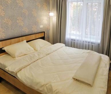Sukhinovka Apartment | Yellow Loft: 2-Bedroom Getaway with Breakfast Included
