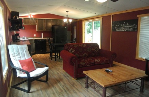 Robbinsville House | Yellow Mountain Rental: Ideal Base Near Dragon Appalachian Trail