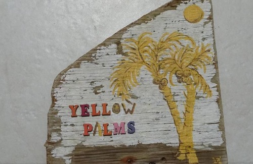 Playa Apartment | Budget-Friendly Getaway at Yellow Palms Hotel