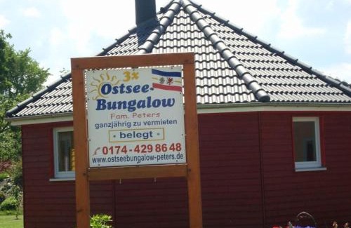 Boergerende-Rethwisch House | Discover Peter's Modern Retreat: Family-Friendly Comfort