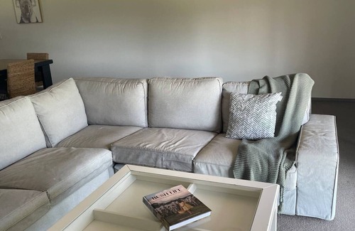 Broke House | Yellow Rock Retreat: Family-Friendly Fun with Pet Perks