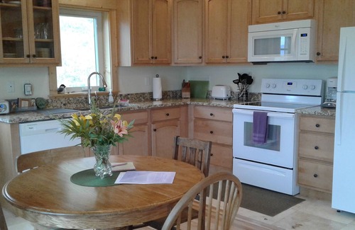 Emigrant Cabin | Idyllic Yellowstone Cabin Retreat with Pool & Spa Amenities