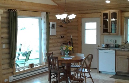 Emigrant Cabin | Idyllic Yellowstone Cabin Retreat with Pool & Spa Amenities