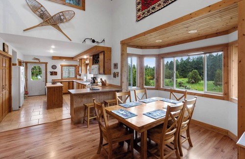 Emigrant House | Secluded Yellowstone Mountain Home with Family-Friendly Amenities