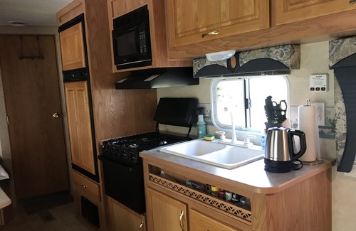 Livingston House | Tranquil Retreat by Yellowstone River Near National Park