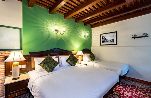 Downtown George Town Hotel | Discover Yeng Keng Hotel: Rated 9.2 with Pool & Restaurant