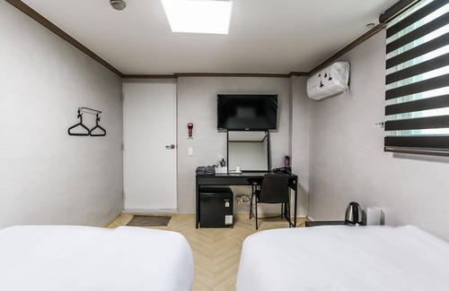 Sinseo Hotel | Budget-Friendly Yeoncheon Miracle with Eco Amenities