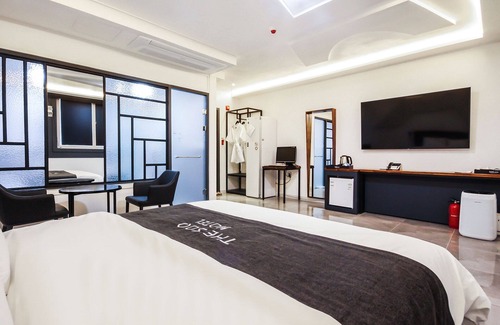 Samho Hotel | Eco-Friendly Comfort at Yeongam THE SOO Self Check-in Motel