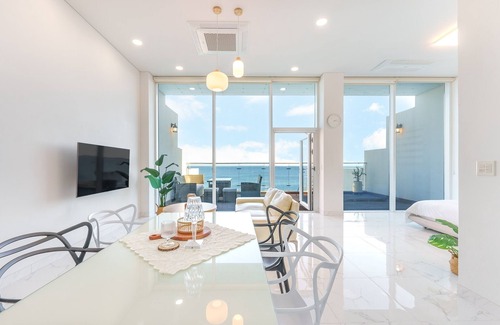 Yeongdeok House | Yeongdeok The Best Pool Villa