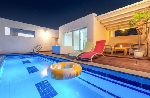 Yeongdeok House | Yeongdeok The Best Pool Villa