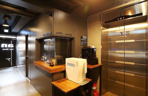 Yeongdong Hotel | Eco-Friendly Retreat at Yeongdong 32 Days - Rated 10/10