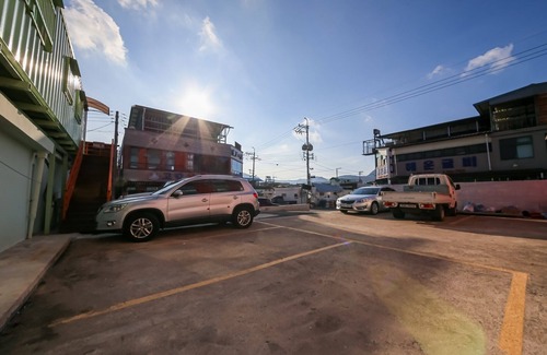 Beopseong-myeon Hotel | Affordable Family-Friendly Stay at Yeonggwang Chungsoo Motel