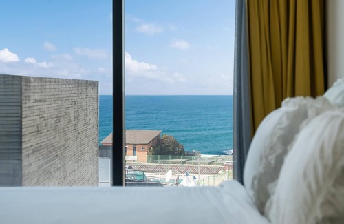 Suwon House | Top-Rated Yeongheungdo Boutique with Pool & Family-Friendly Stays