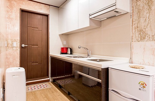 Buk Condo | Relaxing Yeoninsan Hot Spring Resort with Breakfast & Kitchen