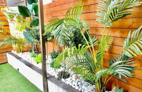 Yeonnam-dong Villa | Charming Yeonnam Wave: Pet-Friendly Stay for Families