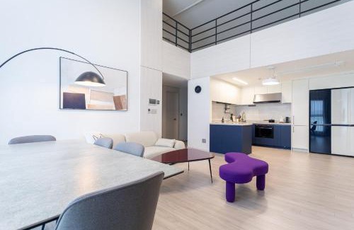 Yeosu Apartment | Discover Yeosu Castle D Art: Family-Friendly Retreat