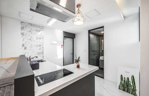 Yeosu House | Comfortable Yeosu Naegamumun Pension with Family-Friendly Amenities