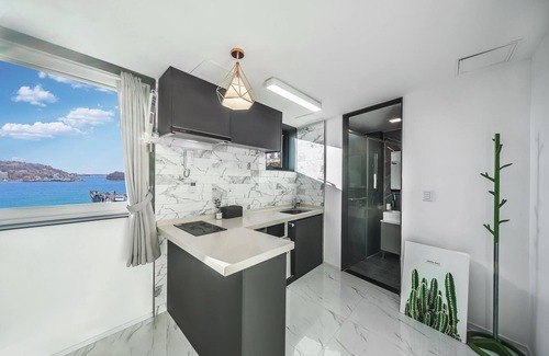 Yeosu House | Comfortable Yeosu Naegamumun Pension with Family-Friendly Amenities