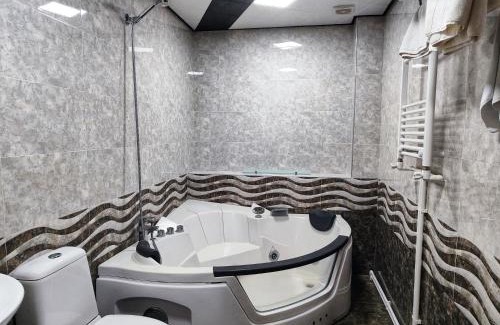 Arabkir Hotel | Family-Friendly Stay at Yerak Hotel with Pet Amenities
