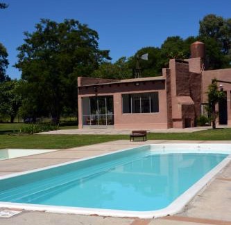 Azul House | Relaxing Rural Getaway at Yerba Buena - Pool & Family-Friendly
