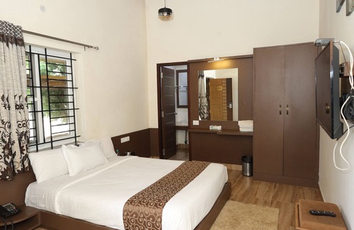 Yercaud Resort | Relax at Yercaud Yellow Lake Resort & Spa with Family-Friendly Amenities
