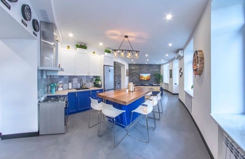 Kentron Apartment | Explore Yerevan Center: New York Style Loft with Spa