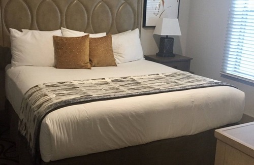 Ingram Resort | Experience Bliss: Pool, Spa & Family-Friendly Stay
