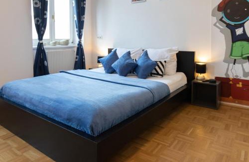 Favoriten Apartment | Ideal Yeshello Apartment Steps from Central Station