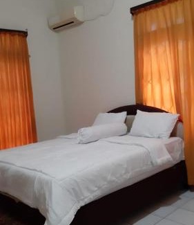 Bontang House | Yetelu Guest House