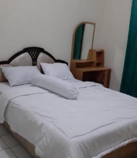 Bontang House | Yetelu Guest House