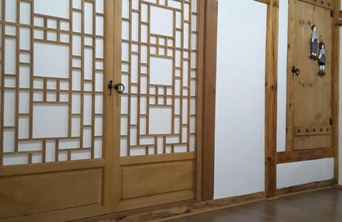 Gyeongju House | Welcoming Yettle Hanok Stay with Kitchen Amenities