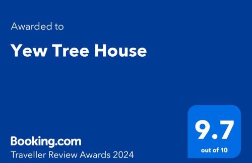 Woodstock Villa | Yew Tree House: 4-Star Stay with Kitchen & Accessibility