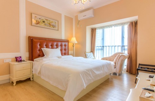 Yuexiu Hotel | Yi Xiu Boutique Apartment: Family-Friendly with Kitchen Access