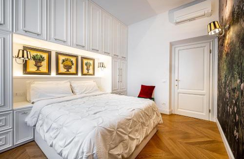 Florence Apartment | Guest Rated: YID LUX SUITE BOLOGNESE - A Dream Stay Awaits
