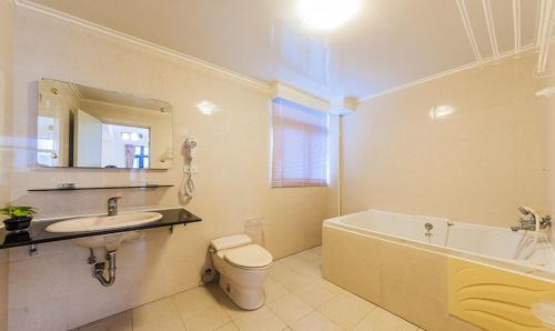 Wujie Bed & Breakfast | Pet-Friendly Yilan B&B with Ocean Views - Happy Snail